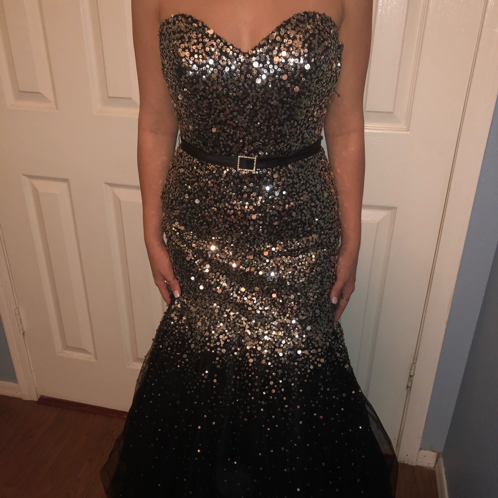 Camille Sparkly Prom Dress✨ size 6